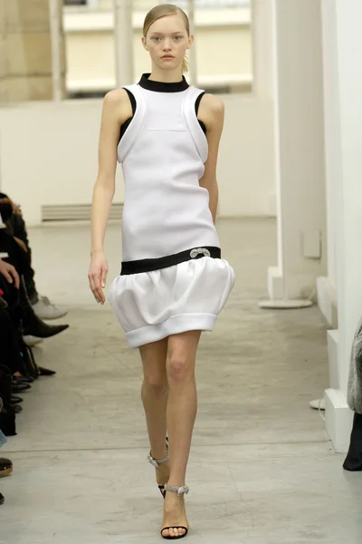 Look 34